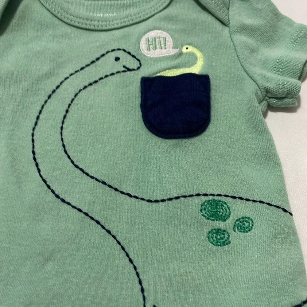 Lot Of 2 Carter's Dinosaur Outfits Size 3 Months Hooded Long Sleeve Pants Jumper